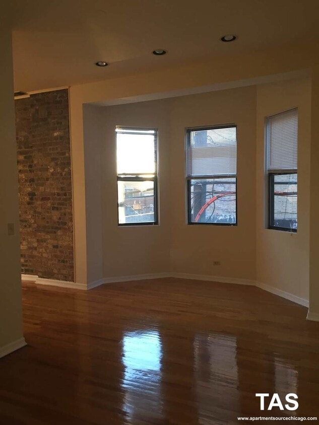 1142 W Grand Ave, Chicago, IL 60642 Apartments in Chicago, IL