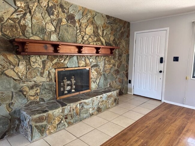 Building Photo - 1366 N Merlin Terrace