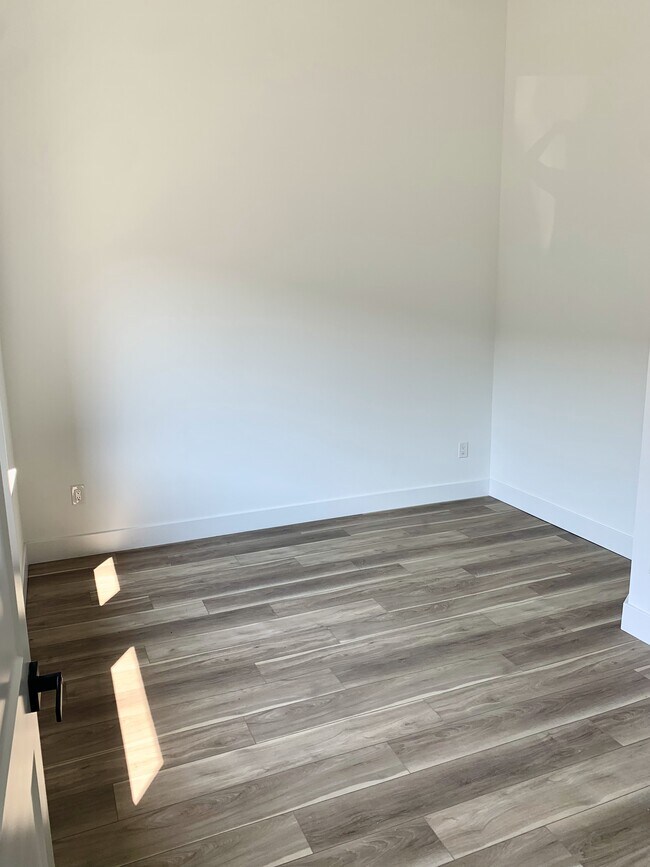 2826 Salmon St Unit 106, Philadelphia, PA 19134 Apartments in