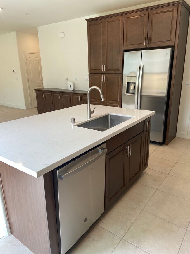 Building Photo - Folsom Ranch Community - 4 Bedroom, 2.5 Ba...