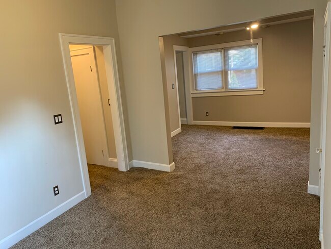 Front 2 living rooms - 1901 W 54th St