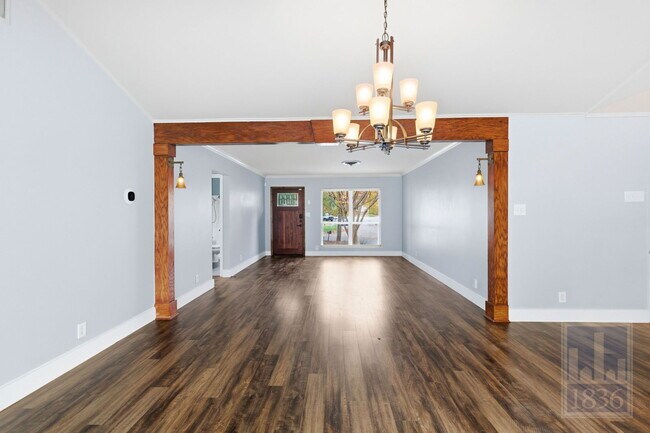 Foto del edificio - 6809 Columbia Dr