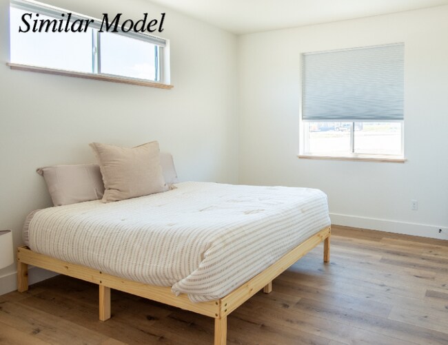 Building Photo - 1403 Windsor Dr