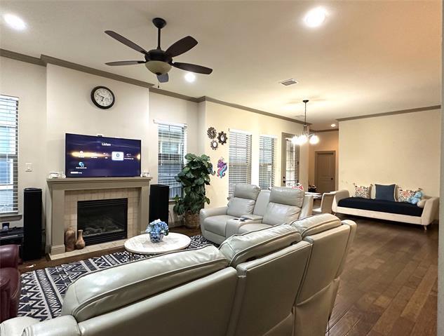 Foto del edificio - 10543 Steinbeck Ln