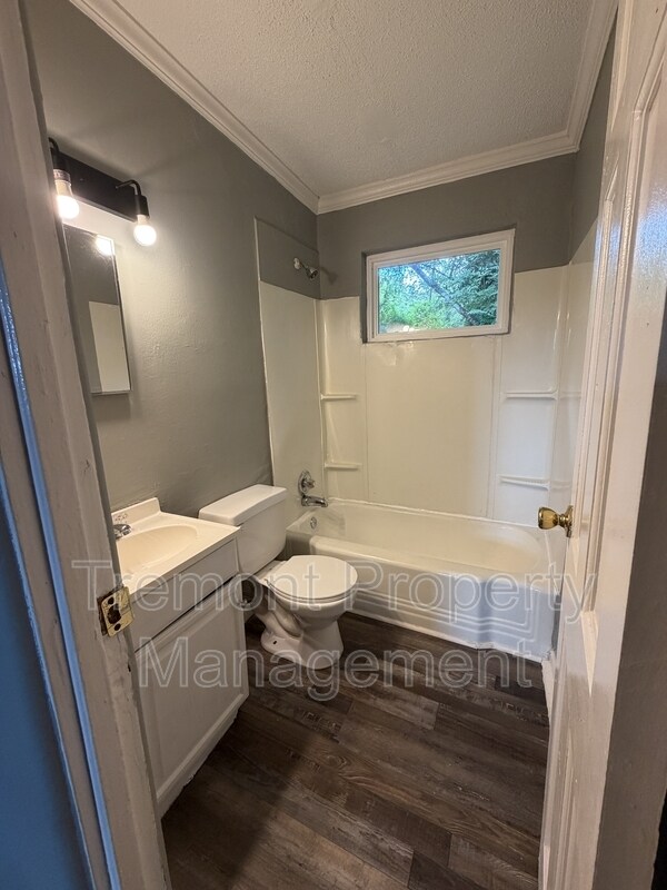 Foto del edificio - 4607 Highland Ave