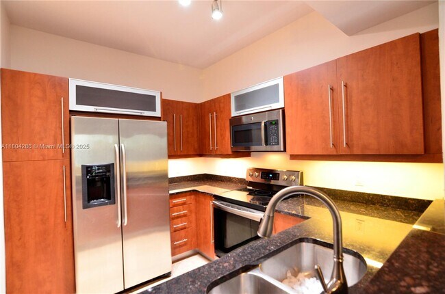 Building Photo - 7355 SW 89th St