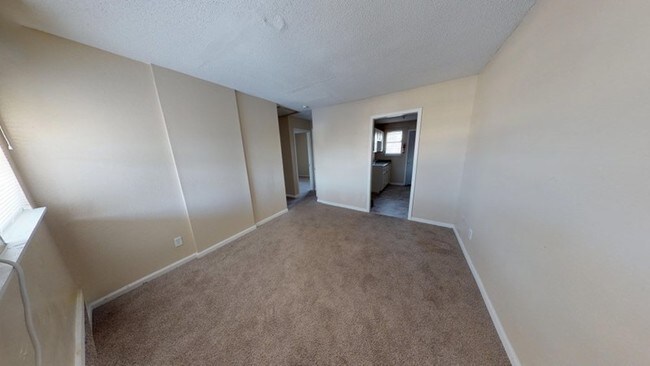 Building Photo - 2126 Howell Ave