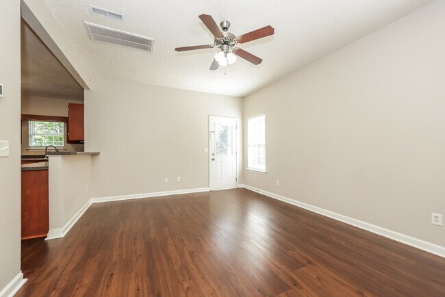 Building Photo - 454 Stetson Ct