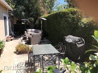 Foto del edificio - 533 N Santa Cruz Ave