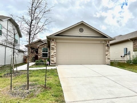 Building Photo - 14905 Shalestone Way