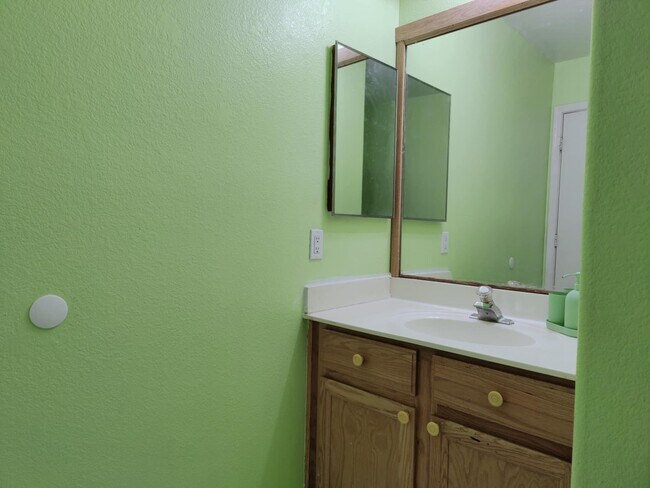 Foto del edificio - 18609 N 30th Pl