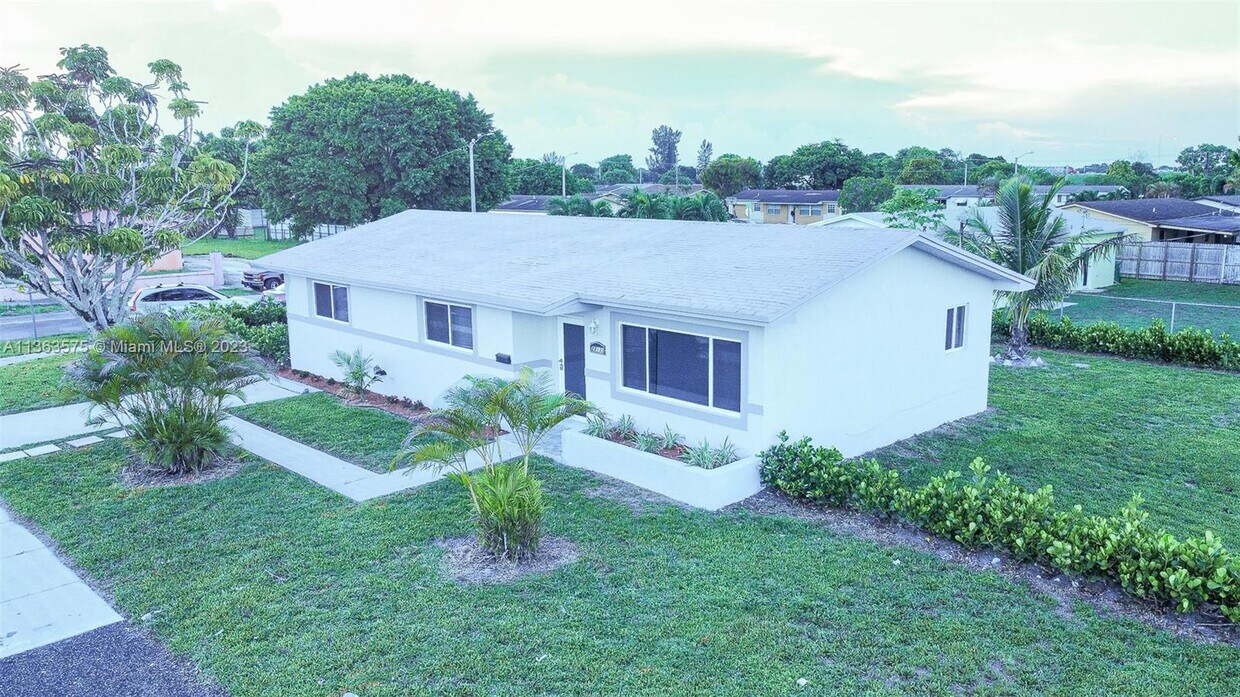 21111 NW 27th Ct, Miami Gardens, FL 33056 House Rental in Miami