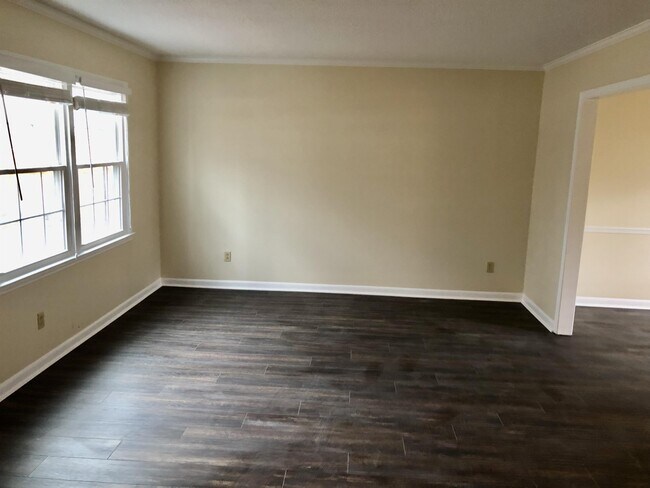 Building Photo - 613 Reef Ln