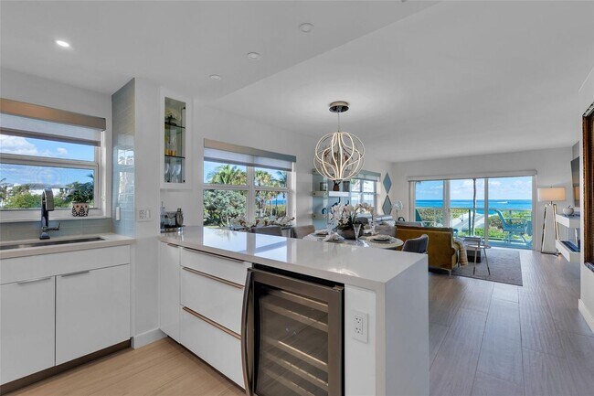 Foto del edificio - 1610 N Ocean Blvd