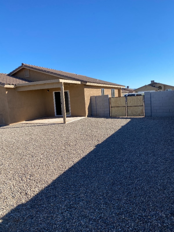 Foto del edificio - 4496 S Desert Willow Wy