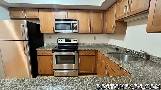 Foto del edificio - 345 Franklin St