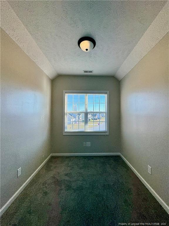 Foto del edificio - 231 Scotland Dr