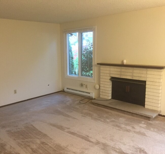 Building Photo - Pre-Lease it Now!! Rare Opening !!!!Great ...