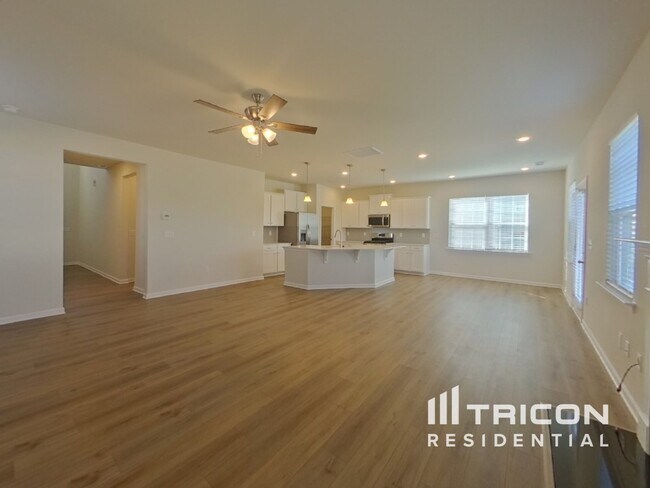 Building Photo - 5810 Oak Branch Circle Maiden NC