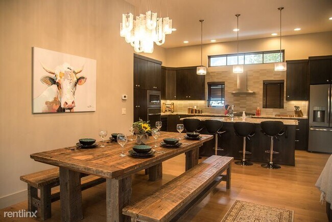 Building Photo - 3 br, 4 bath House - 205 Gleneagles Trl
