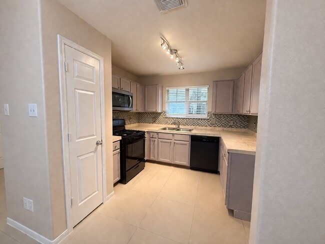 Foto del edificio - 21130 Kenswick Meadows Ct