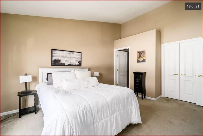 Foto del edificio - 6378 Edgecreek Ln