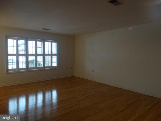 Building Photo - 11400 Nicole Dr