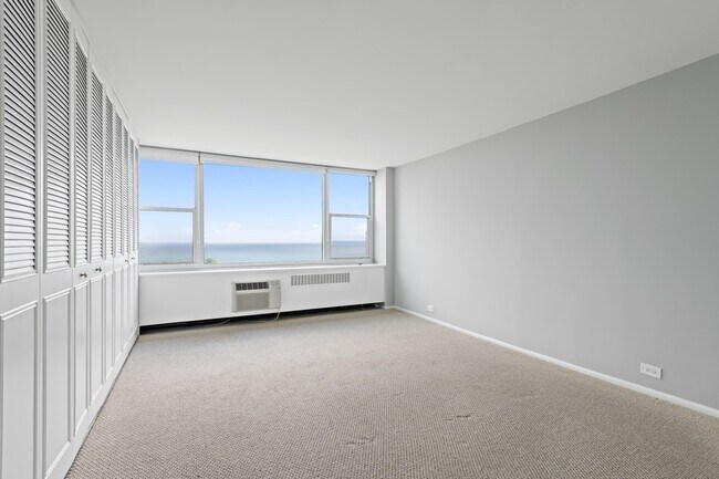 Building Photo - 4250 N Marine Dr