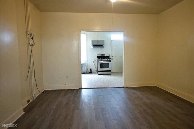 Building Photo - 3 br, 2 bath Townhome - 2727 Mura St