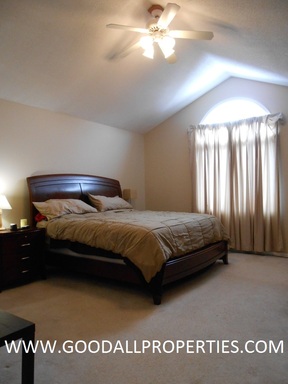 Building Photo - 1118 SE Mill Pond Ct