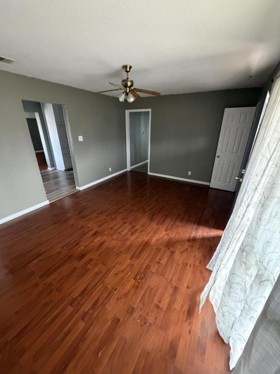 Foto del edificio - 2531 Powell Dr