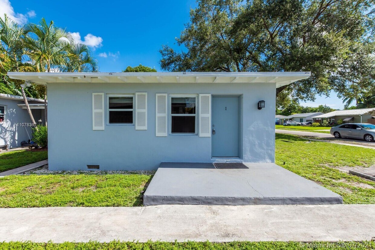 Primary Photo - 1413 NW 3rd Ave