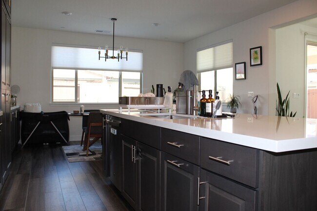 Building Photo - 4025 Swing Way