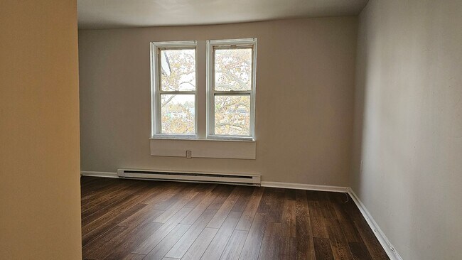 Foto del edificio - 5638 Walnut St, Philadelphia, PA 19139