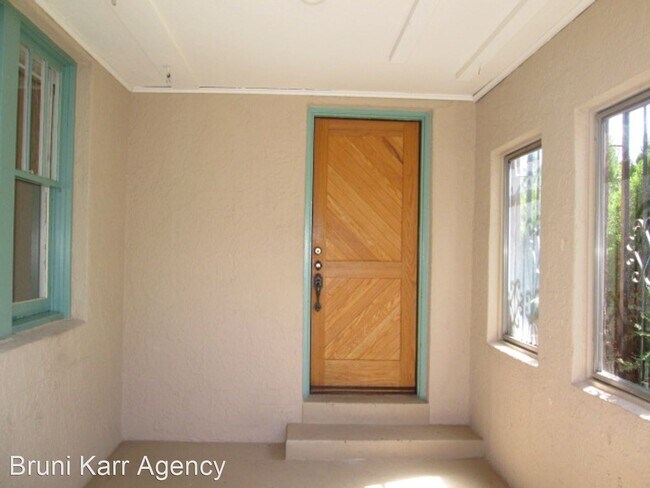Foto del edificio - 3 br, 1 bath House - 302 Dartmouth