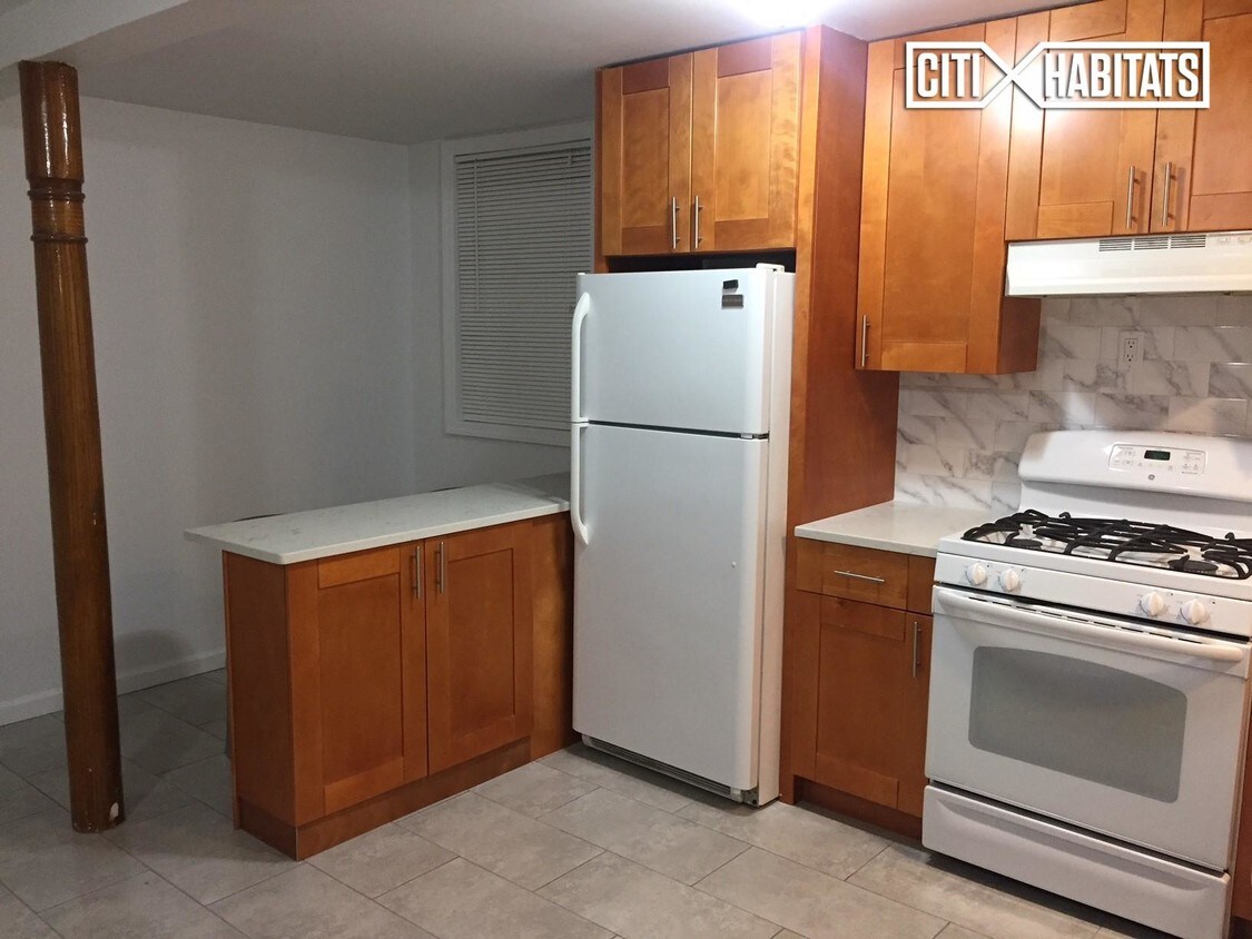 Foto principal - 251 Manhattan Ave
