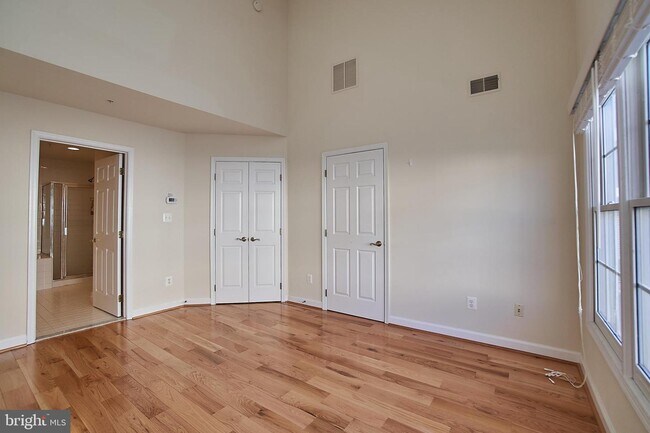 Building Photo - 8814 Hunting Lodge Ct