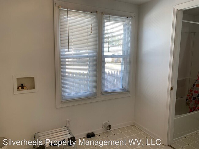 Building Photo - 3 br, 2 bath House - 1633 19th ST