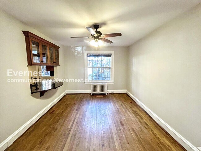 Foto del edificio - 2708 W Grace St