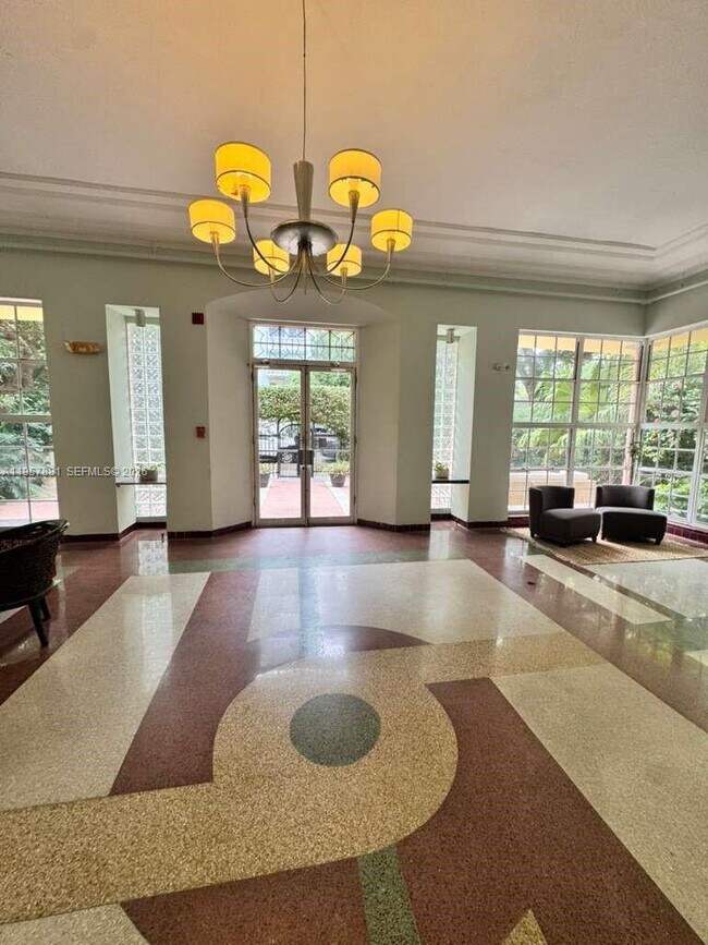 Foto del edificio - 1051 Meridian Ave