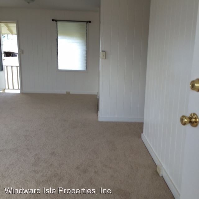 Building Photo - 3 br, 1 bath House - 430 C Hualani Street