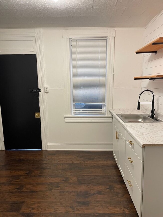 Building Photo - 39 Green St, Lancaster, PA 17602