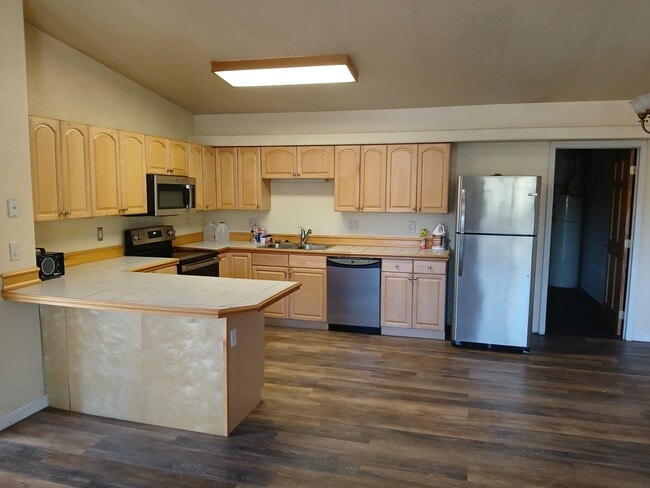 Building Photo - 254 Gribble Dr