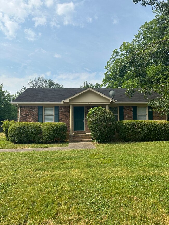 Building Photo - Cute 2 Bed 2.5 Bath House Near MTSU!