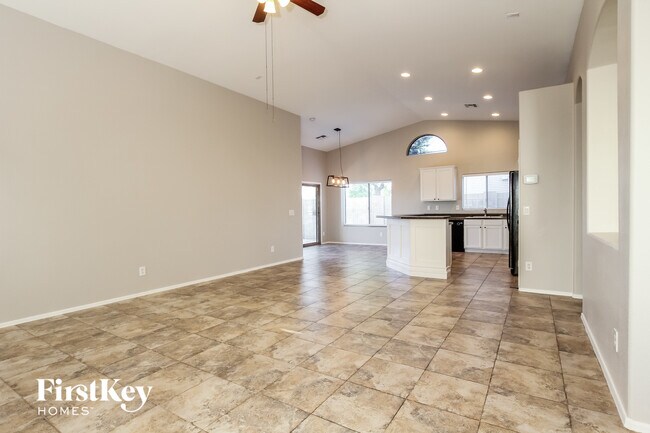 Building Photo - 14521 N 145th Dr