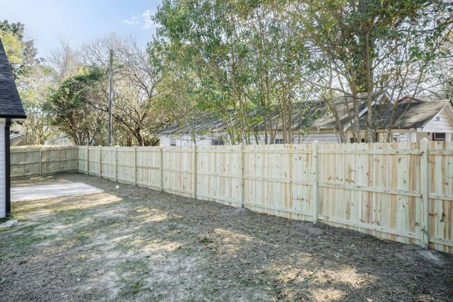 Foto del edificio - Brand New Three Bedroom Home!