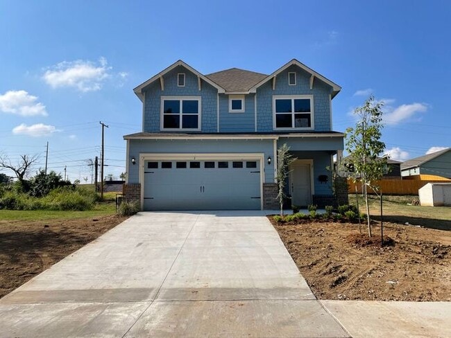 Building Photo - 3/2.5/2 Brand New Home in Historic Neighbo...