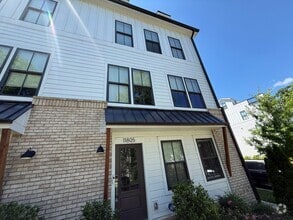 Building Photo - 11805 Fiddlers Roof Ln