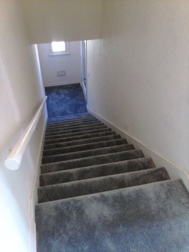 Building Photo - 2021 S Rimpau Blvd