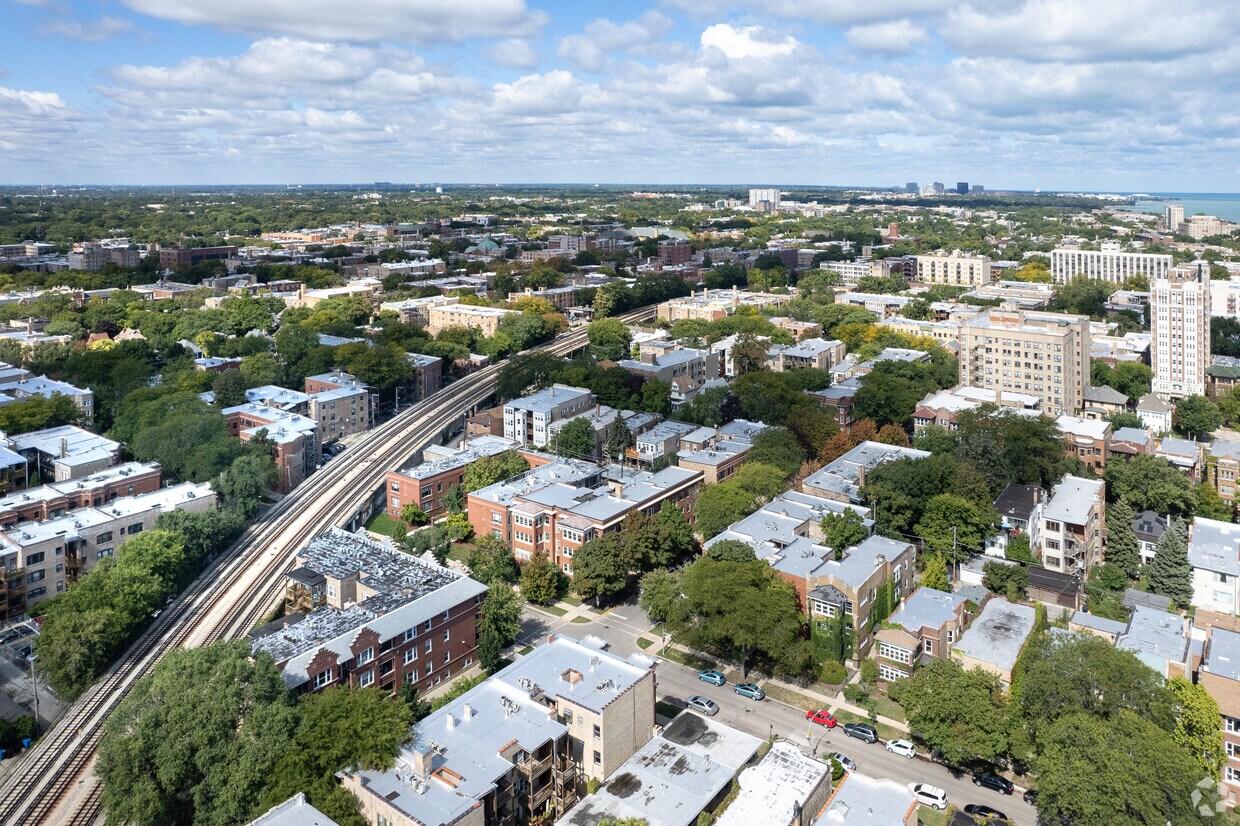 Aerial Photo - 6705 N Lakewood Ave